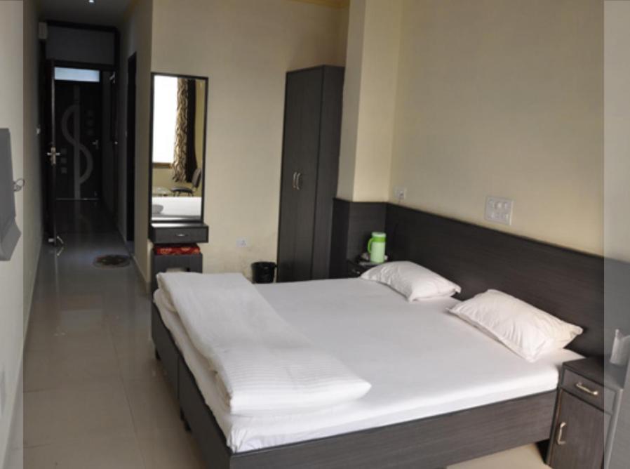 Hotel Soni Space Джайпур Стая снимка